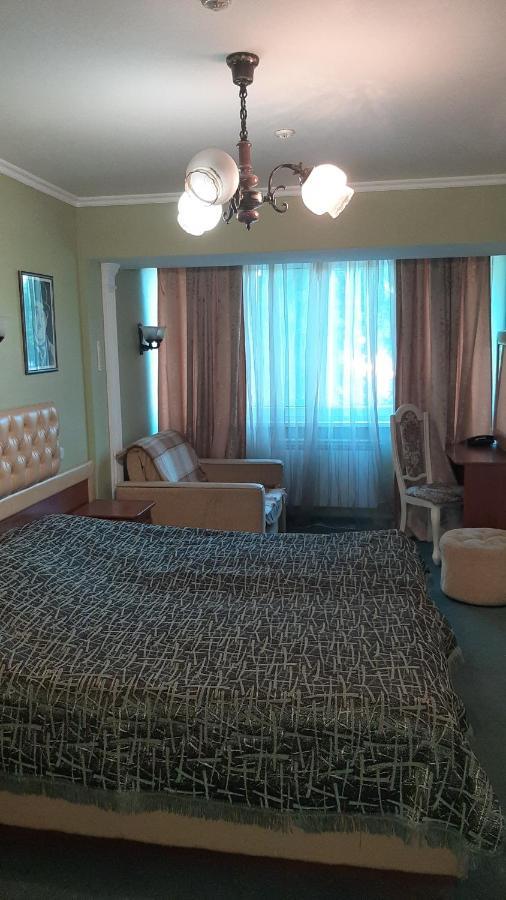 Large Double Room,1001296215:JPEG