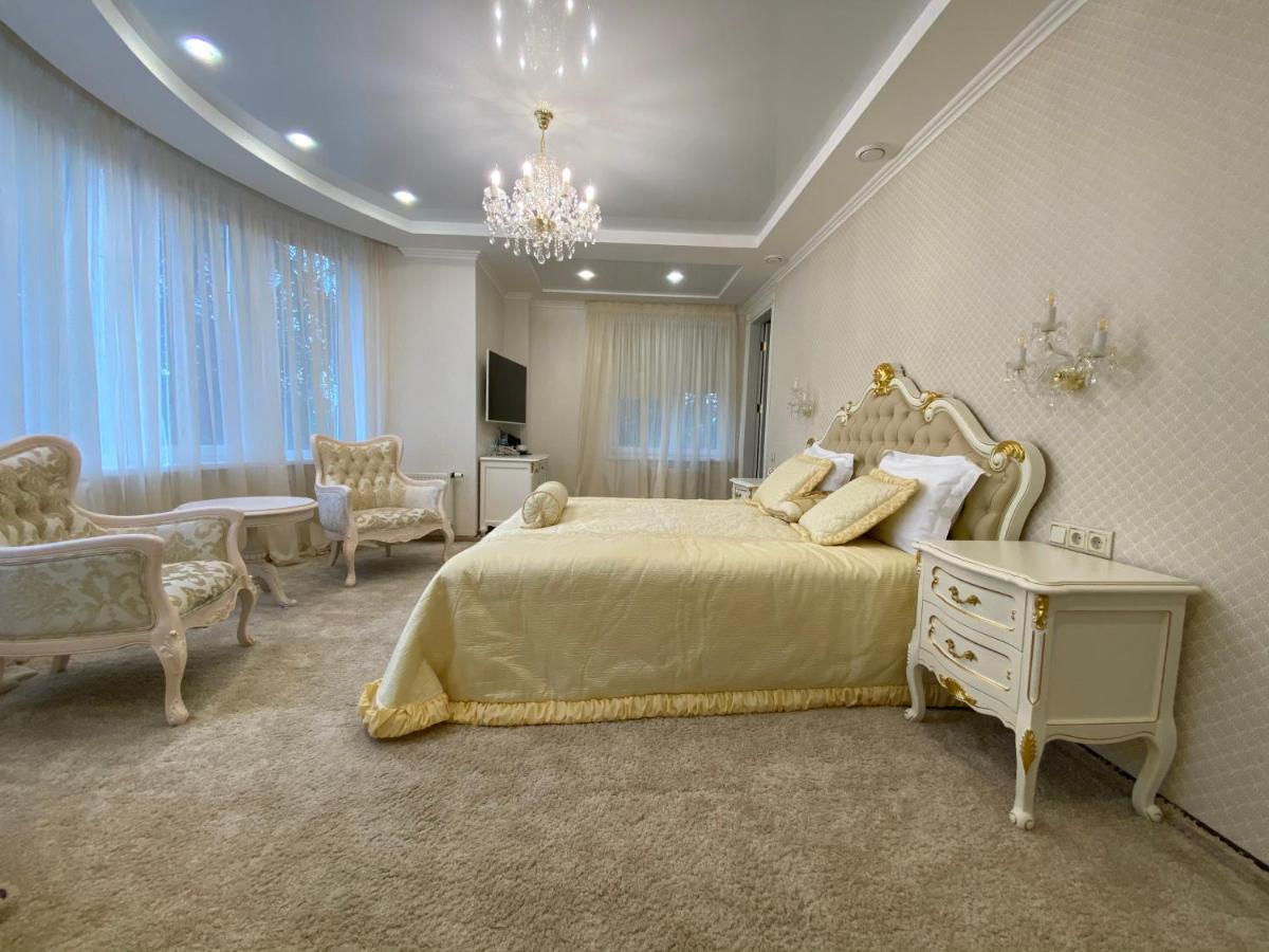 Deluxe King Suite,1171412610:JPEG
