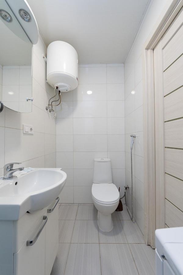 One-Bedroom Apartment,1068486805:JPEG