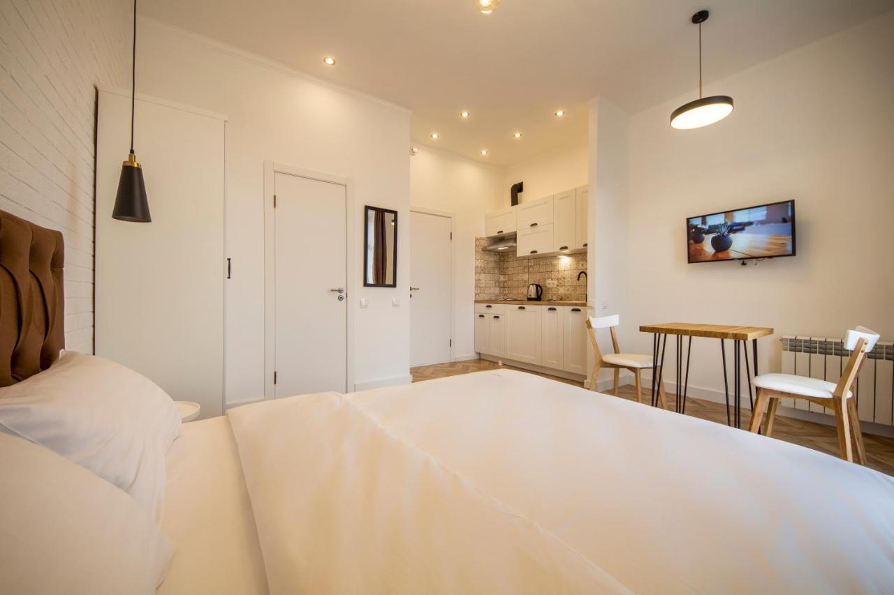 Deluxe Apartment,1079405152:JPEG
