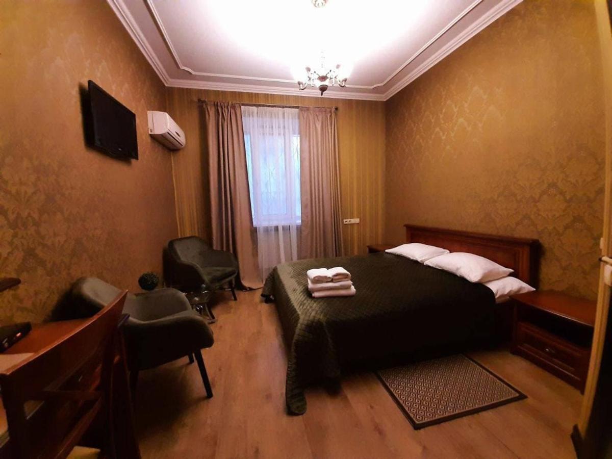 Double Room,1132917000:JPEG