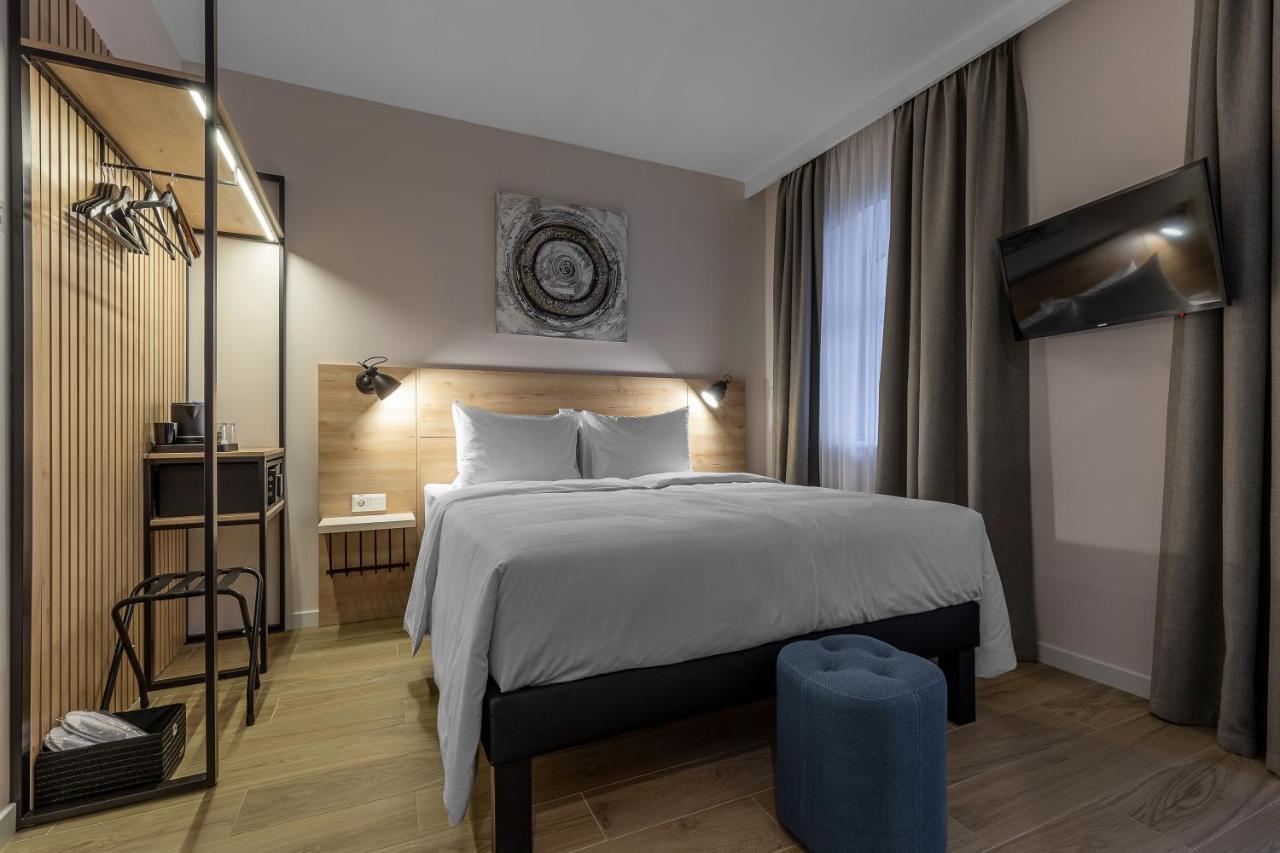 Standard Double Room,1133601711:JPEG