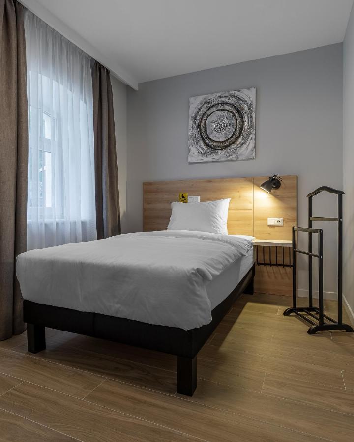 Single Room - Disability Access,1136619217:JPEG