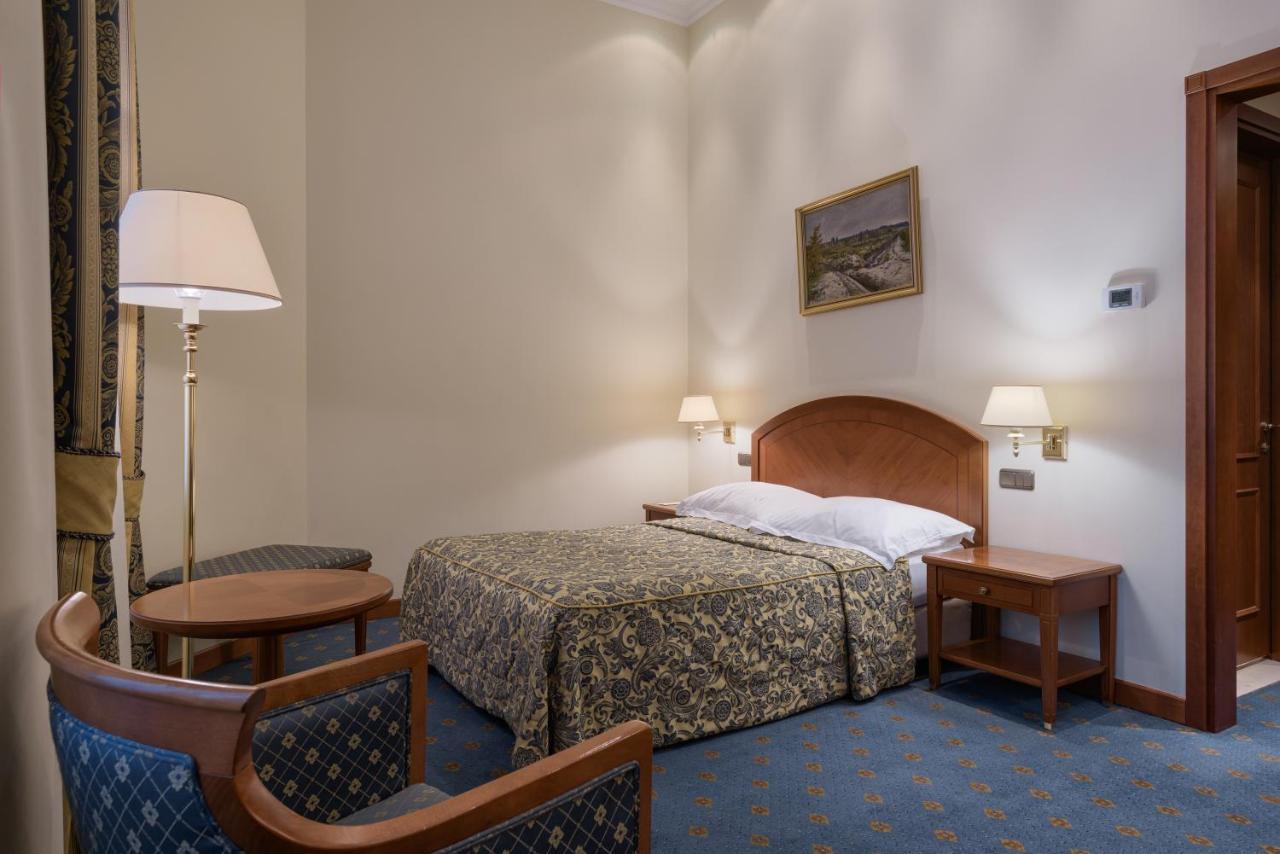 Standard  Room,1589214246:JPEG