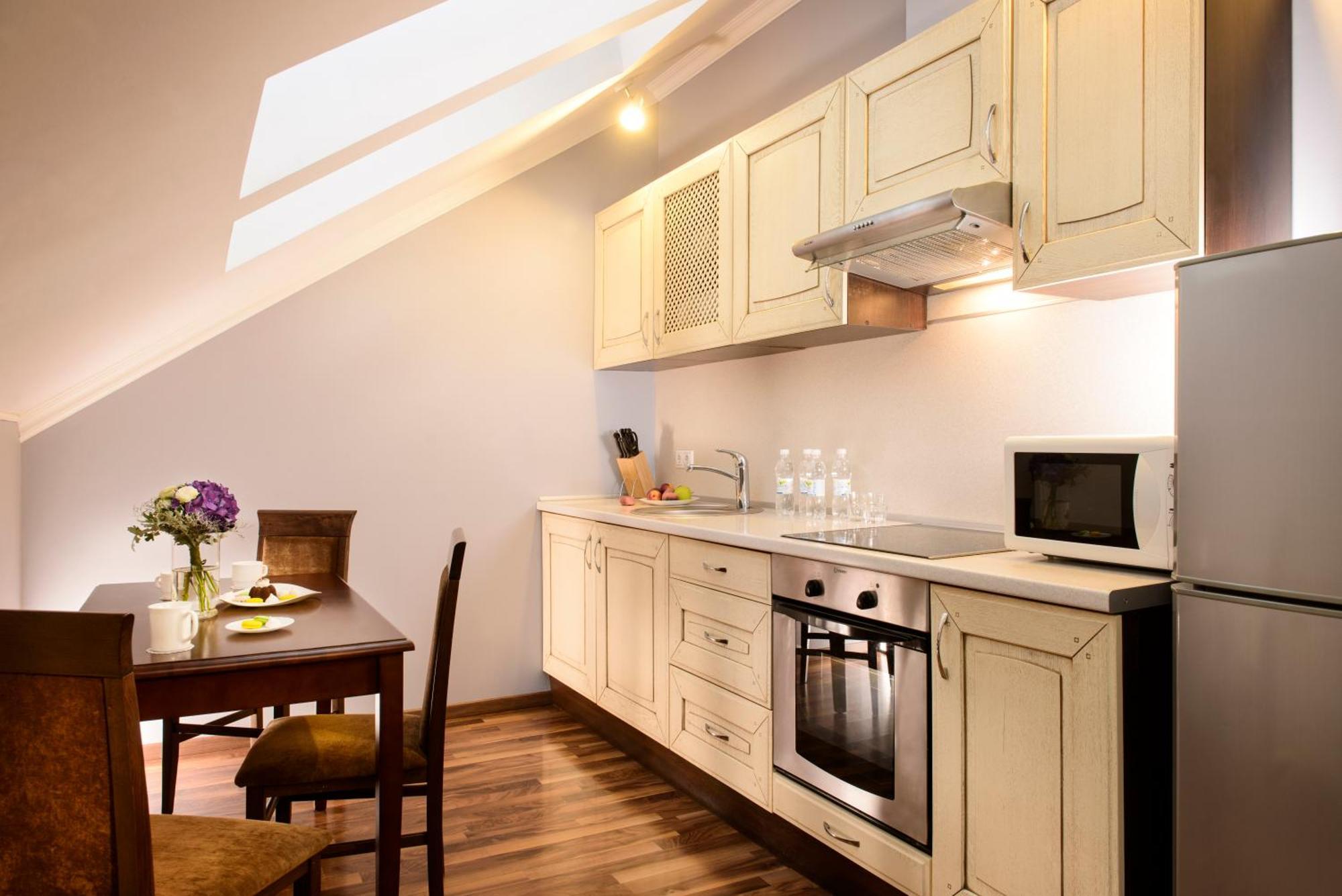 Family Suite,1240207831:JPEG