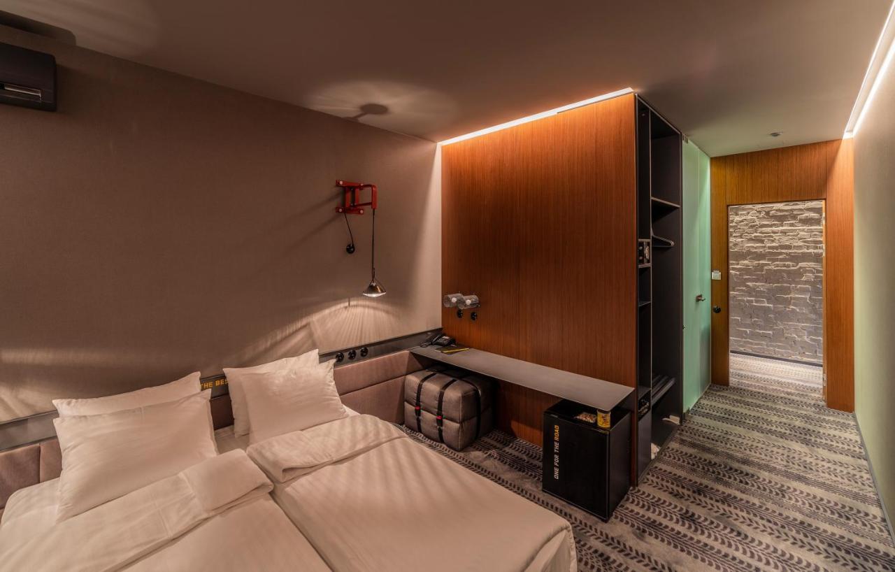 Standard Double Room,976519861:JPEG
