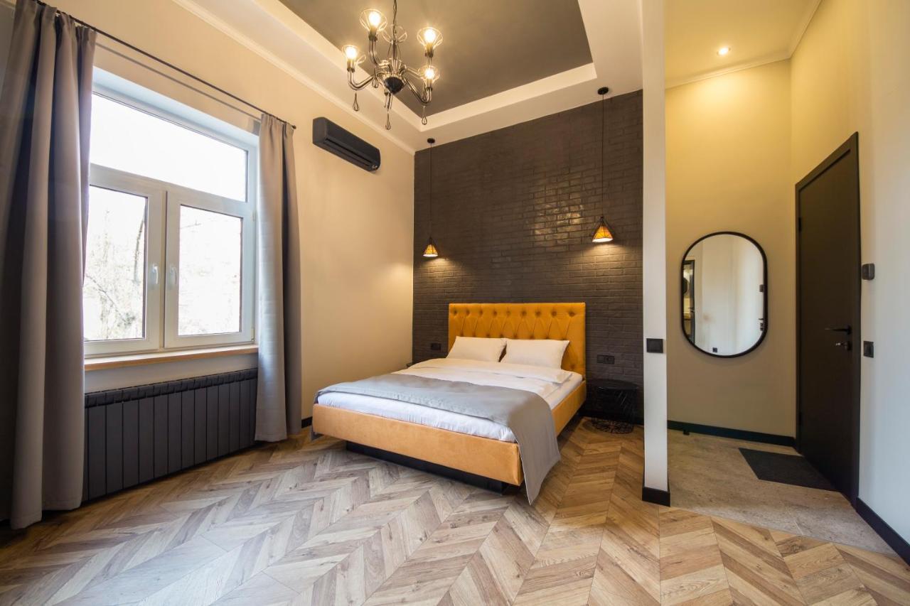 Studio Apartment,1263274471:JPEG