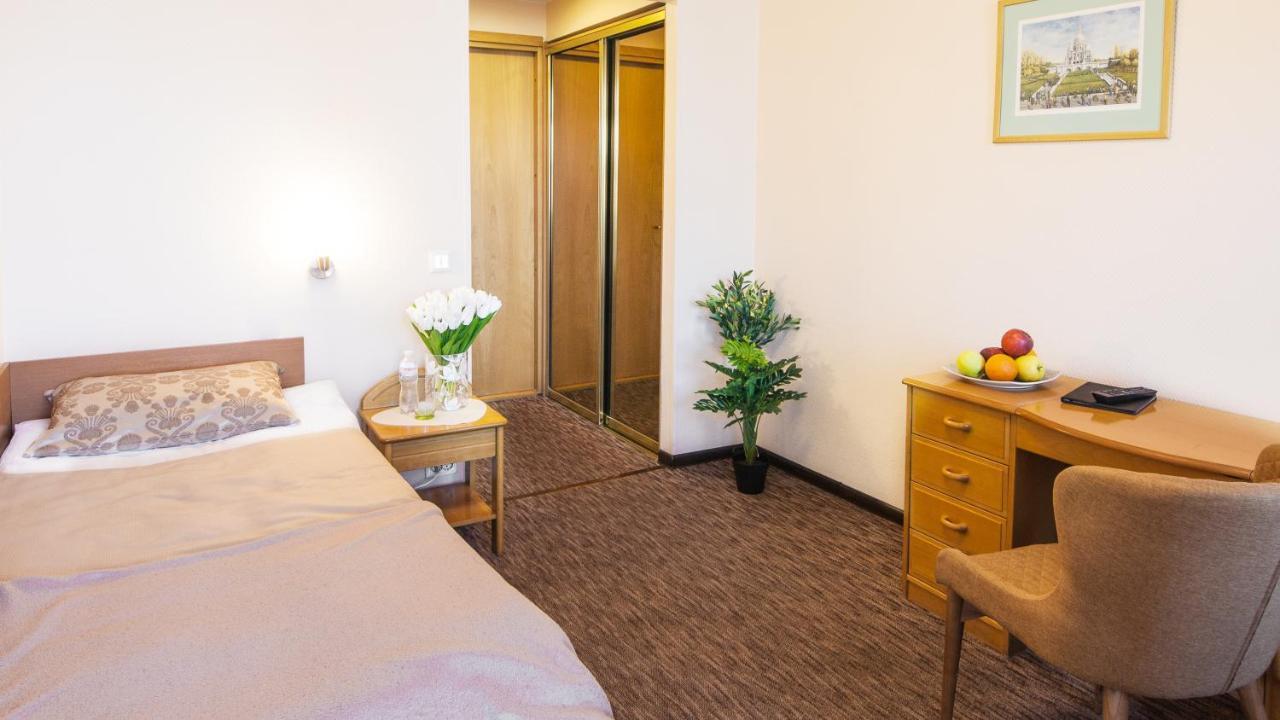 Single Room,1272190642:JPEG