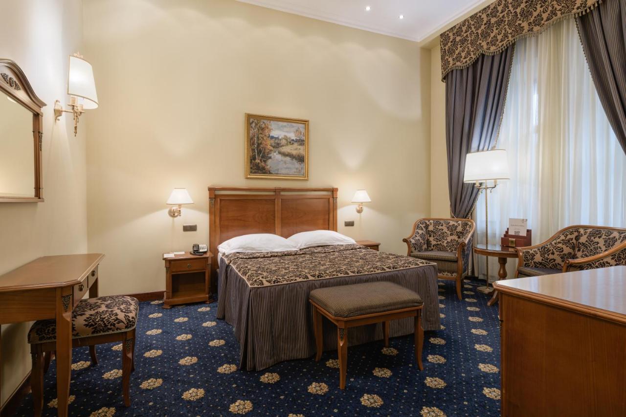 Classic Double Room,1589214126:JPEG