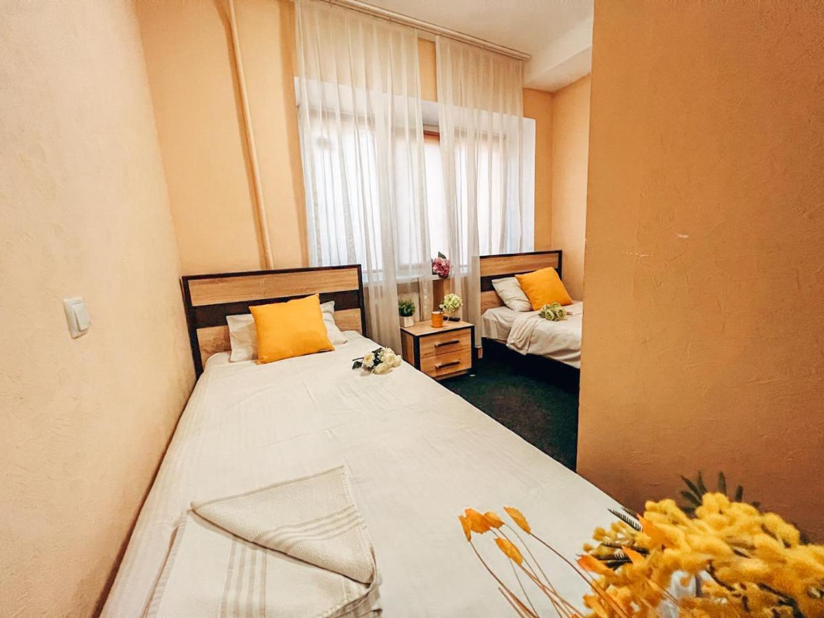 Twin Room,1303599139:JPEG