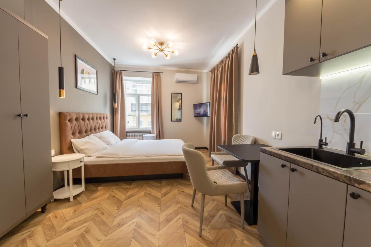 Studio Apartment Mykhailivskyi Ln 4,1364307875:JPEG
