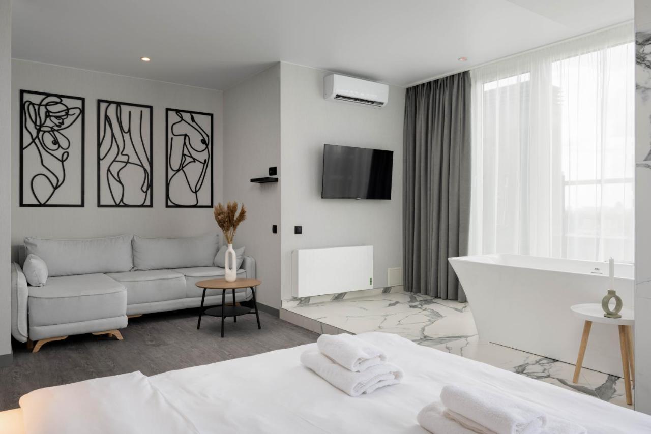 Suite Terrace,1466361599:JPEG