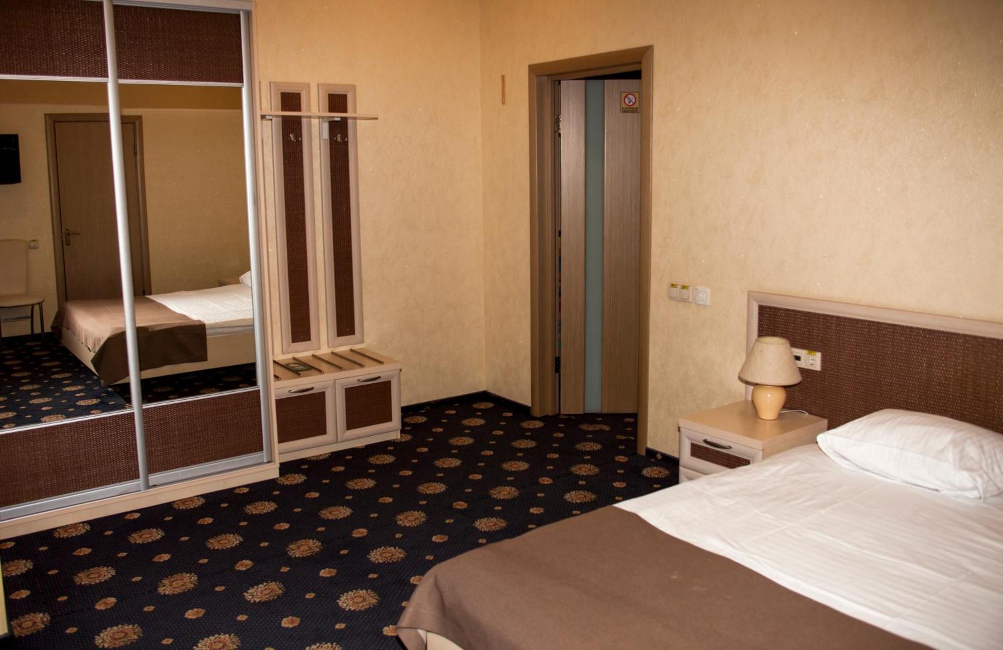 Standard Double Room,1498828189:JPEG