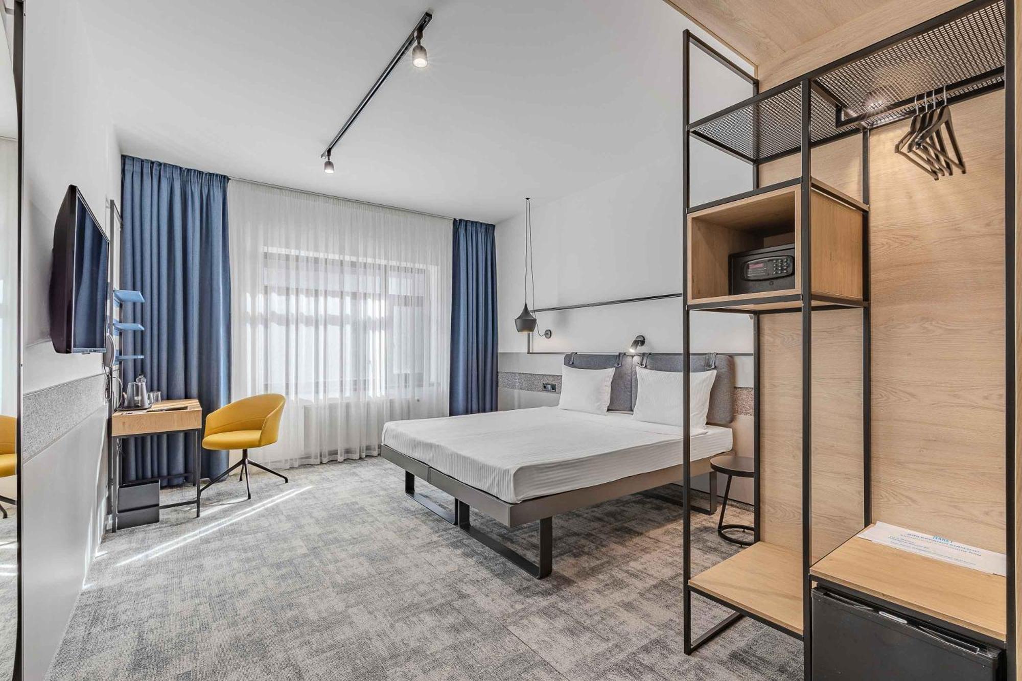 Superior Double or Twin Room,1499636017:JPEG