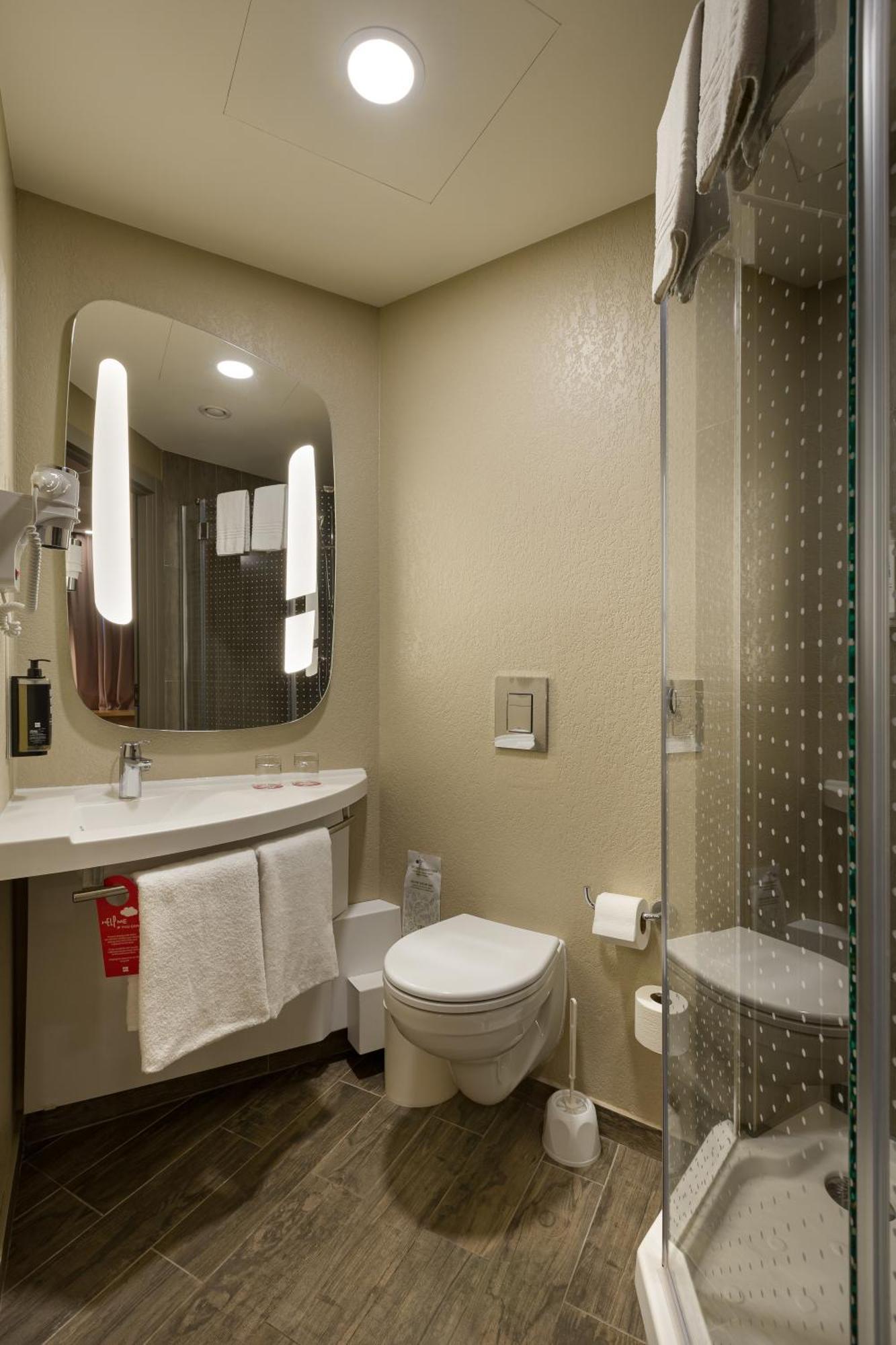 Standard Twin Room,1547907466:JPEG