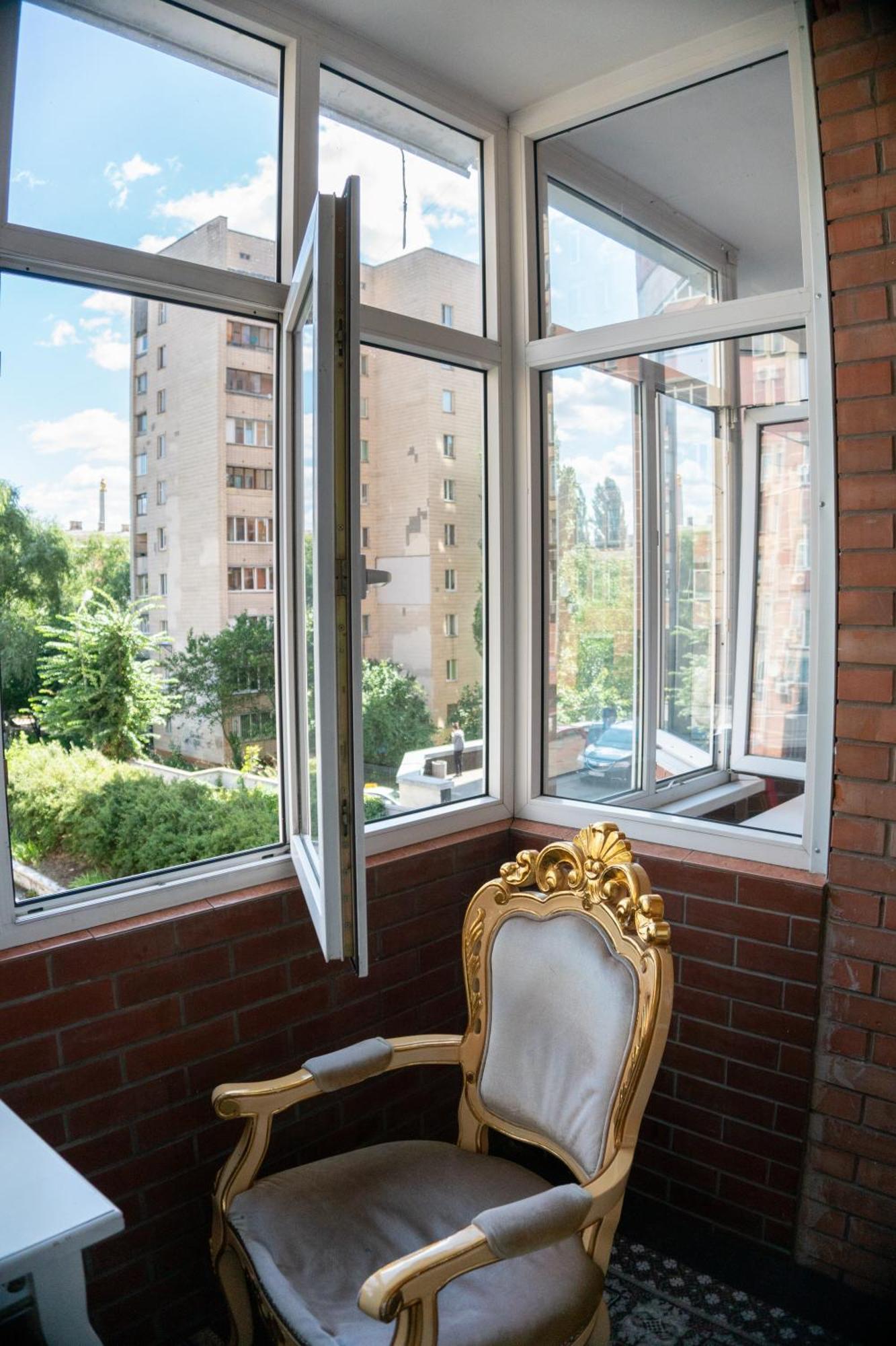 Suite with Balcony,654879867:JPEG