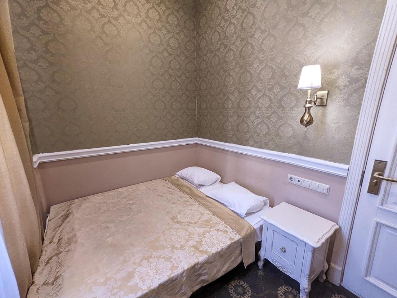 Single Room,1551537724:JPEG