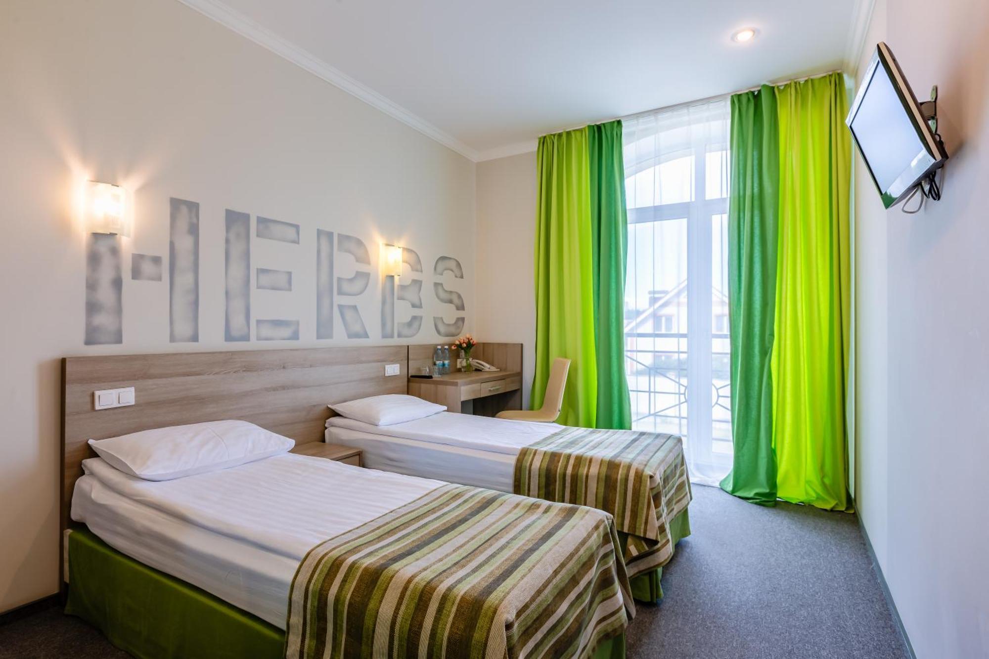 Standard Twin Room,1555759870:JPEG