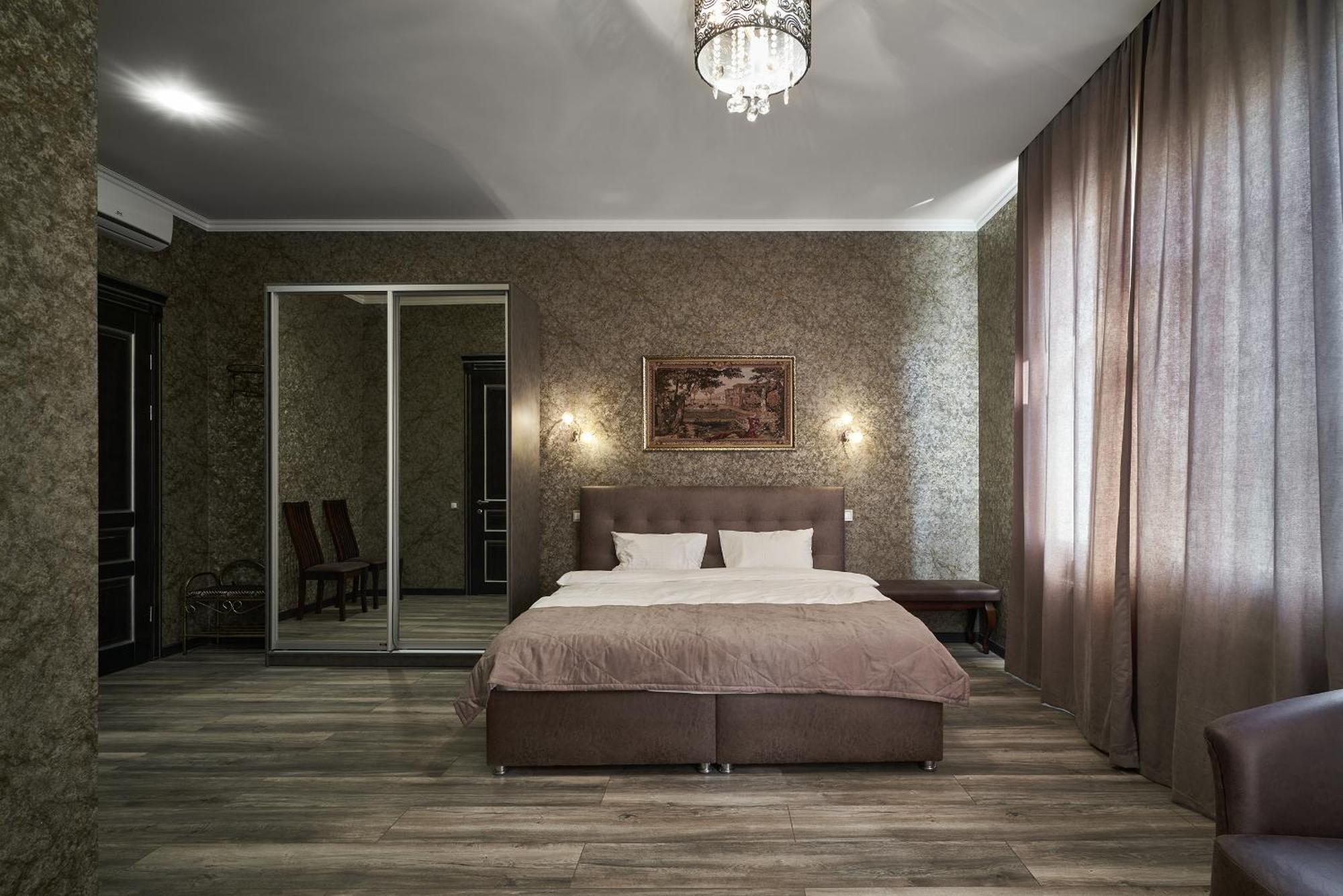Large Double Room,1488979615:JPEG