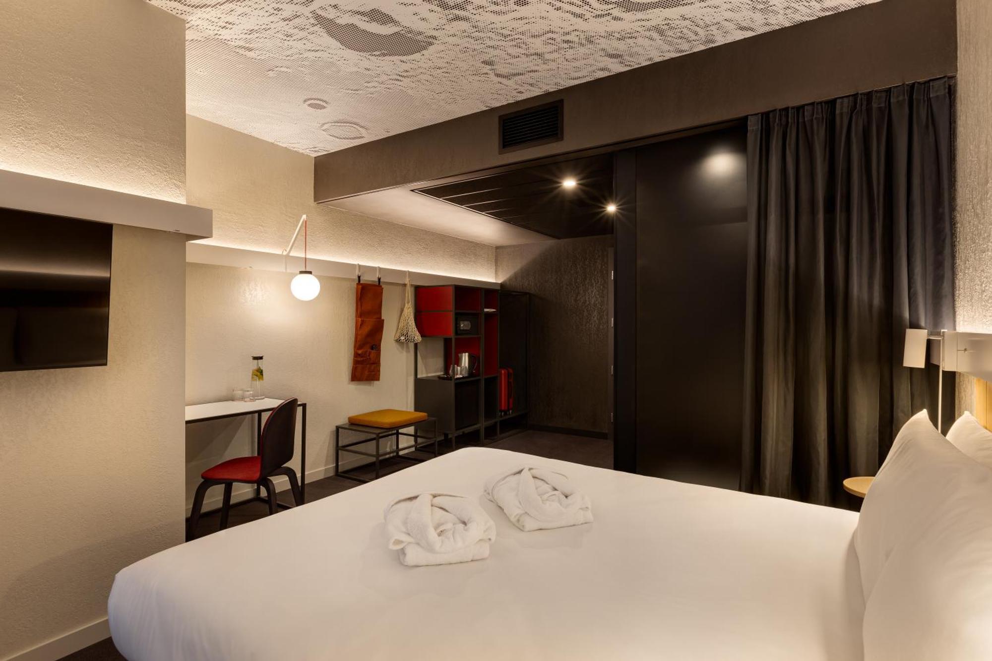 Premium Double Room,1740001472:JPEG