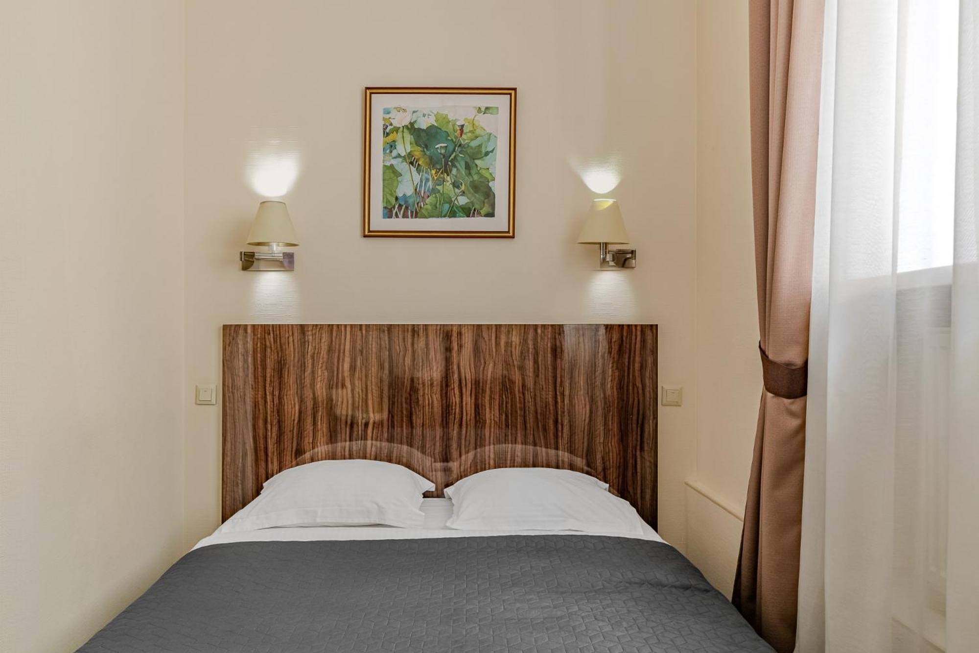 Double Room,1611075556:JPEG