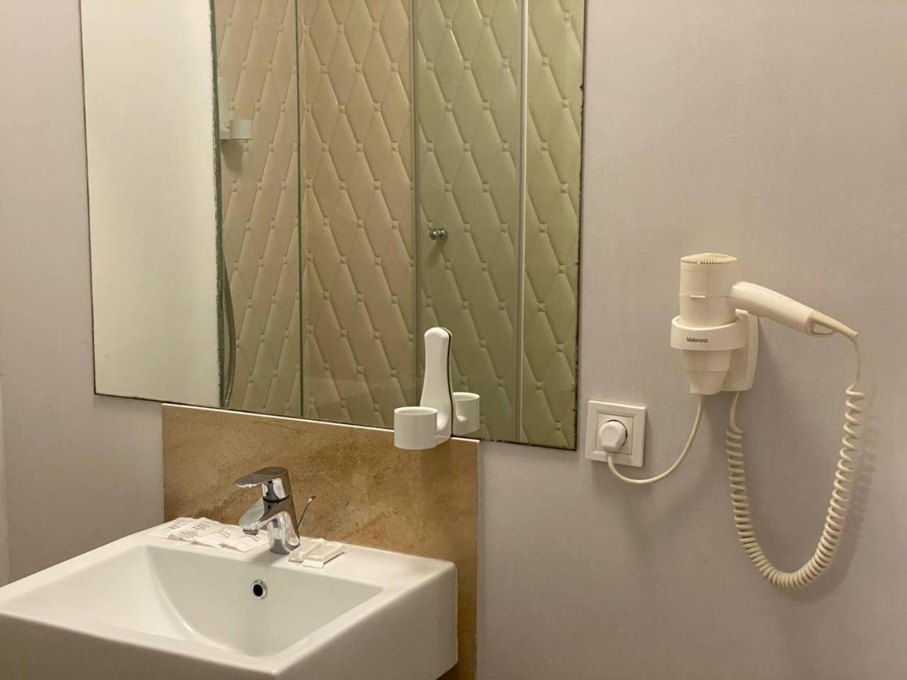 Standard Double Room,1640379063:JPEG