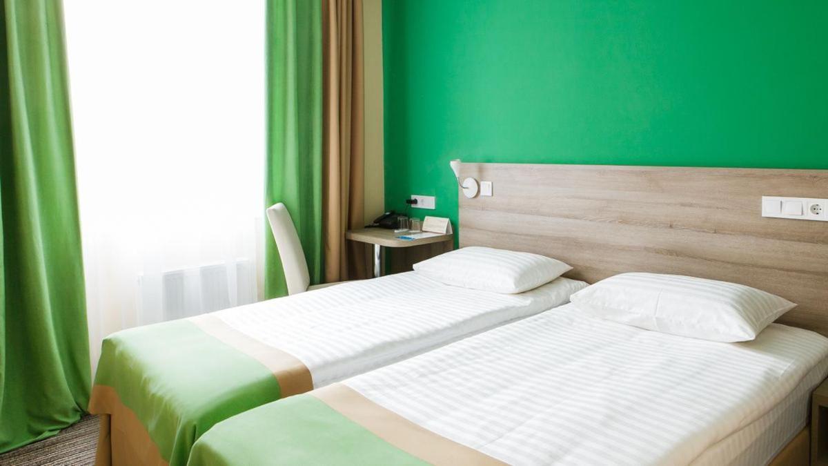 Small Double Room,1651211110:JPEG