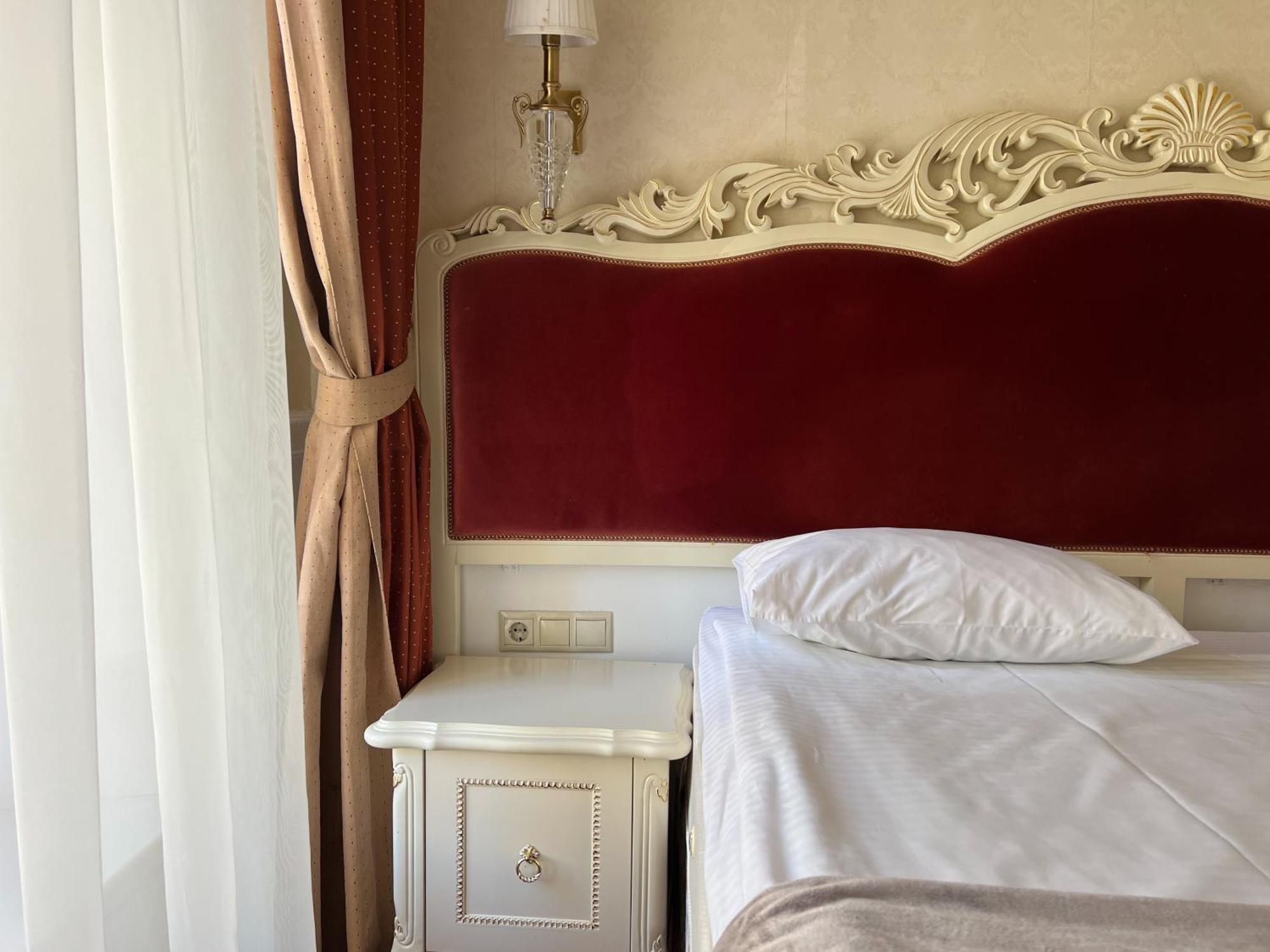 Standard Double or Twin Room,1657159398:JPEG
