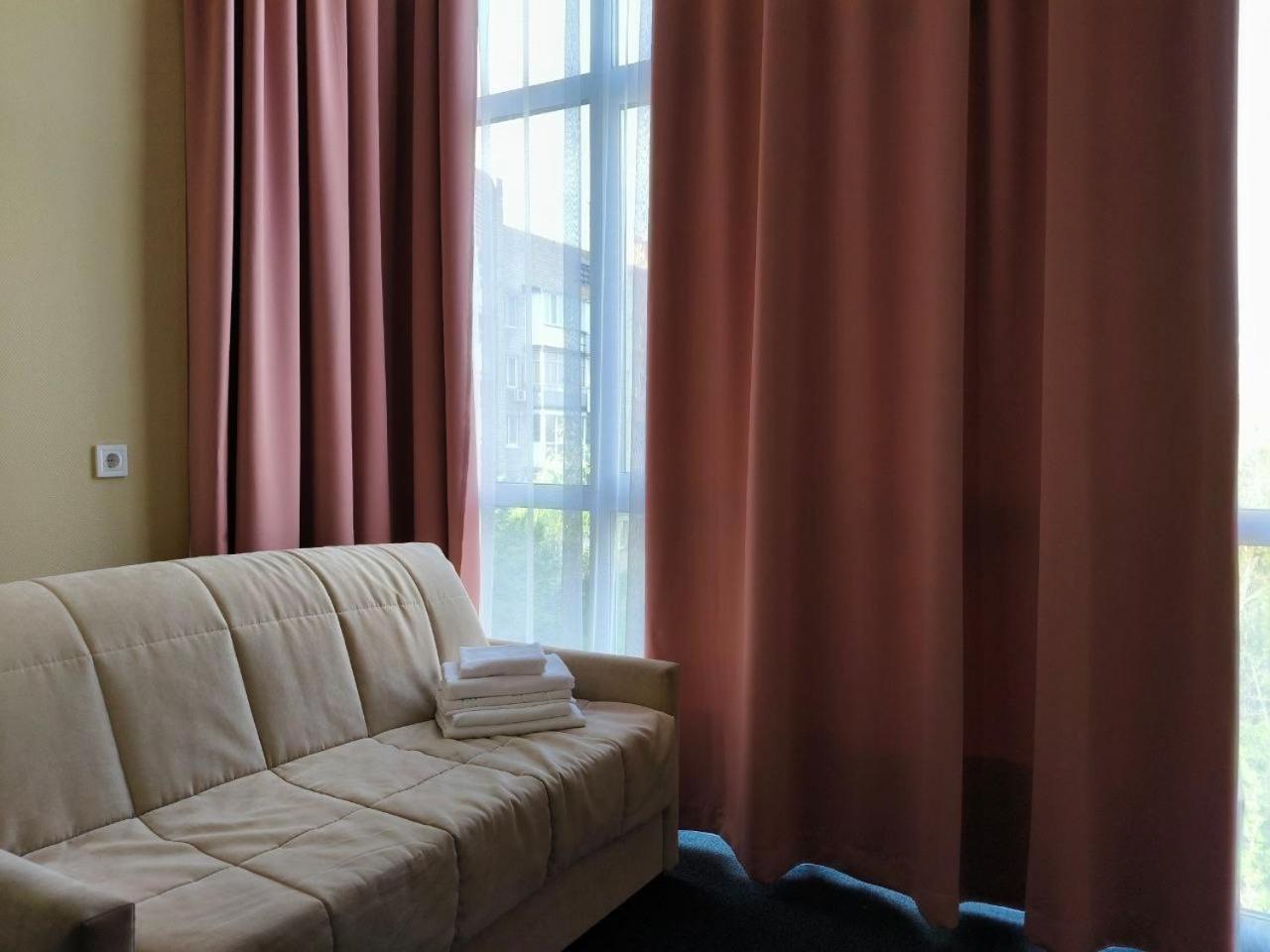 Deluxe Room,1665528410:JPEG