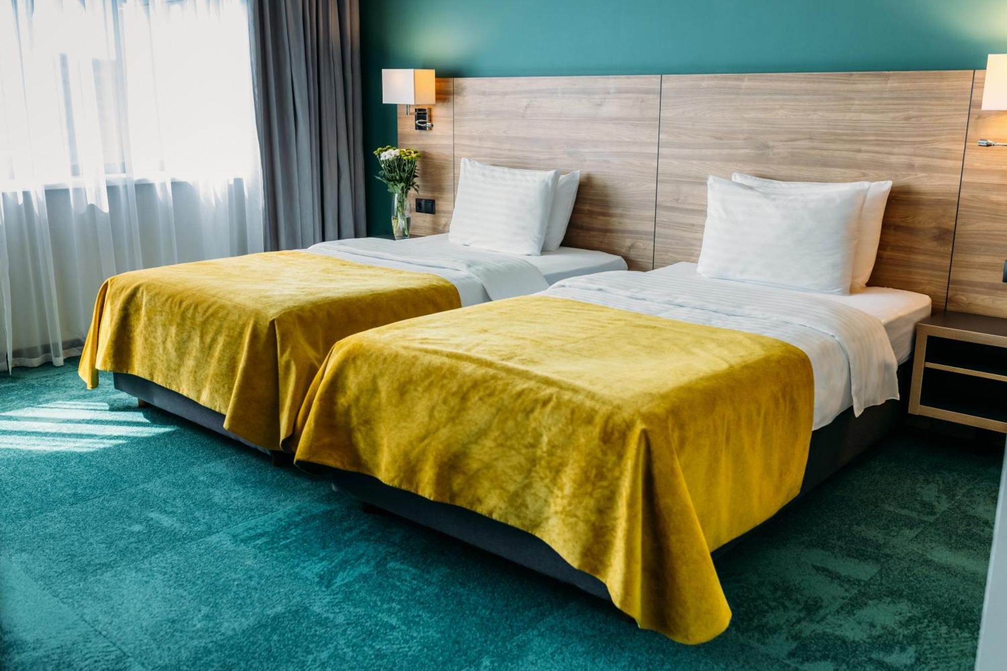 Superior Double or Twin Room with Lake View,1706956242:JPEG