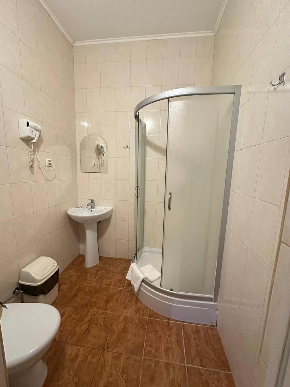 One Bedroom Suite,1722942263:JPEG