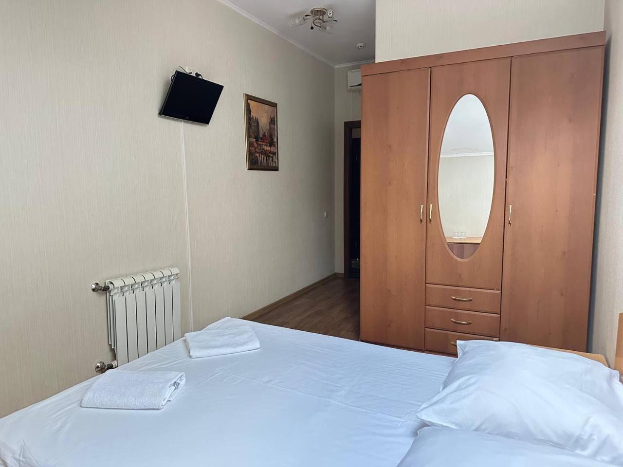Budget Double Room,1769563141:JPEG