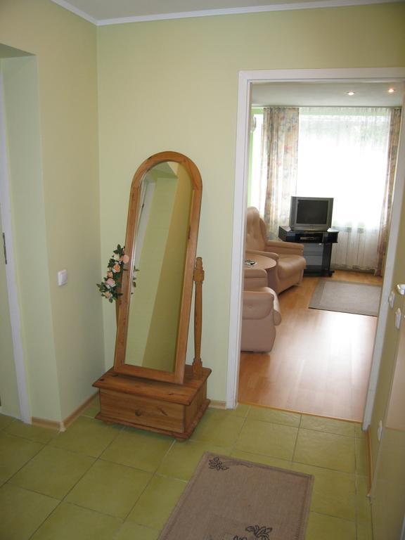 Apartment with Balcony,230122954:JPEG