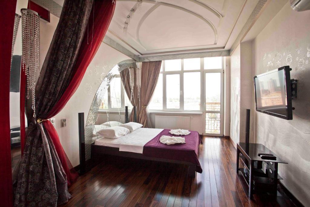 Deluxe Apartment (3 Adults)