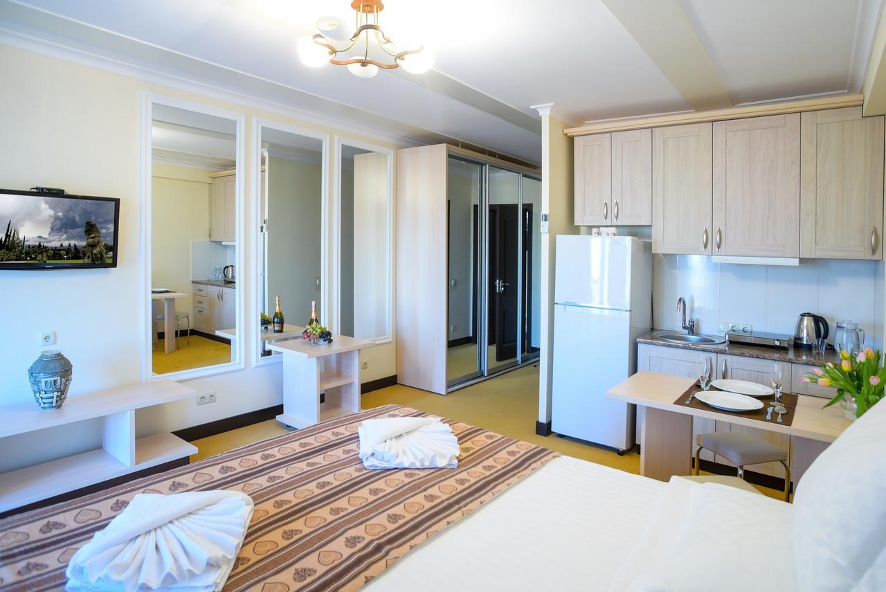 Superior Apartment,540541263:JPEG