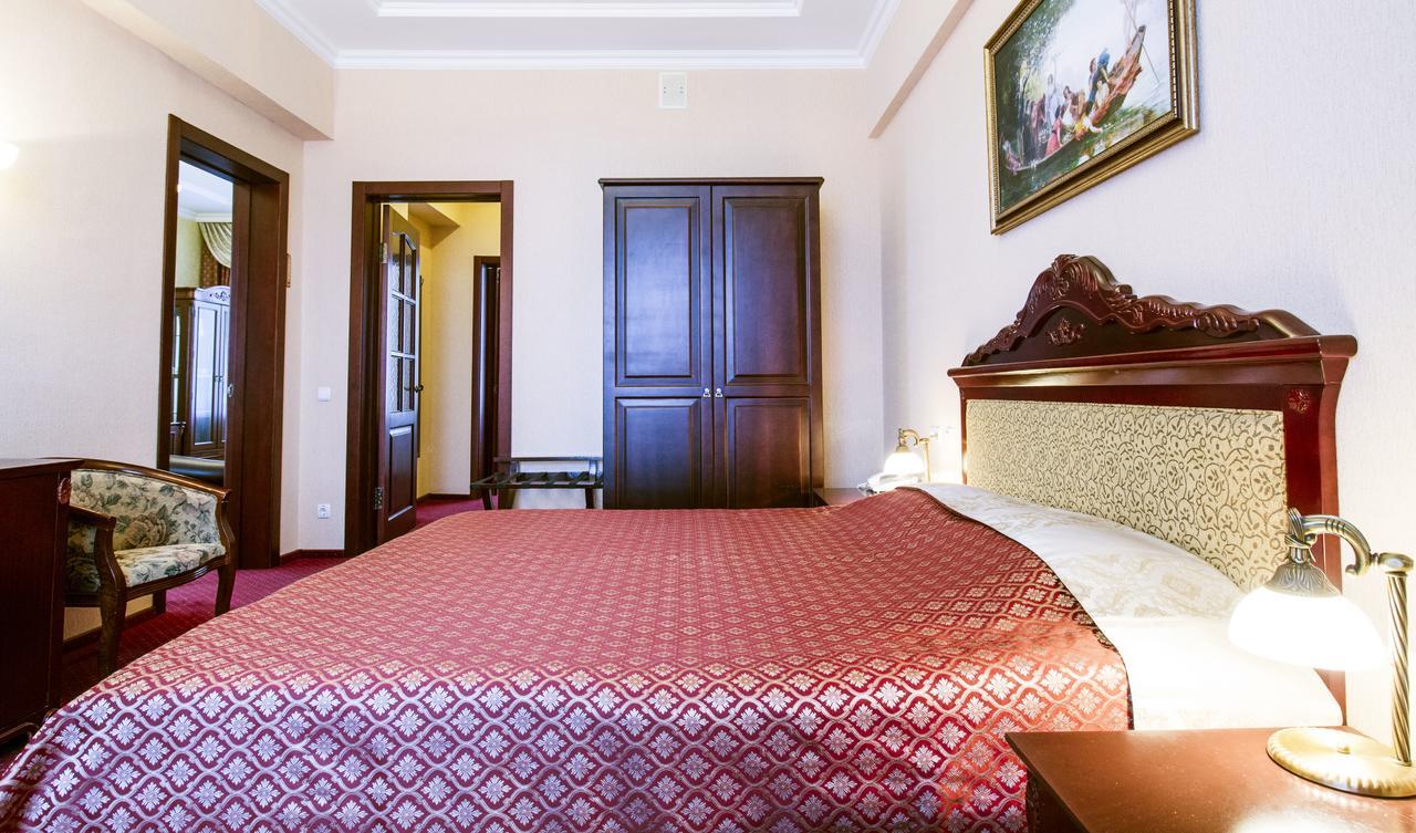 Business Suite,917384590:JPEG