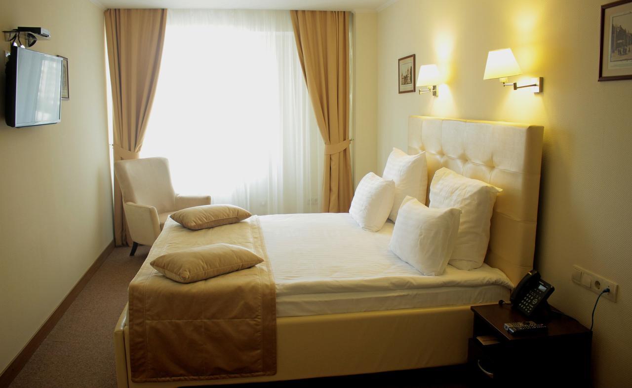 Suite with Kitchenette,917311693:JPEG
