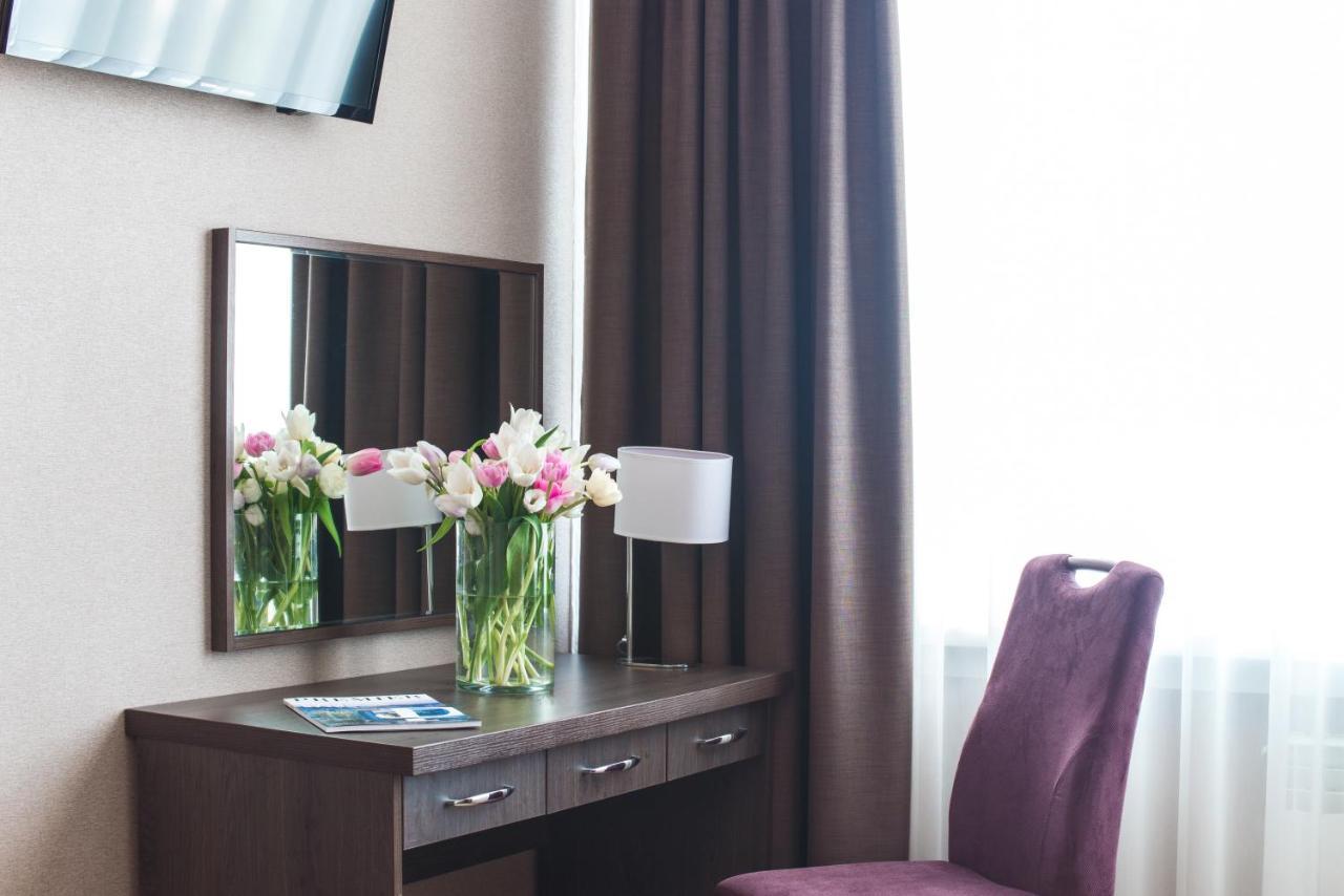 Premier Twin Room,938484118:JPEG