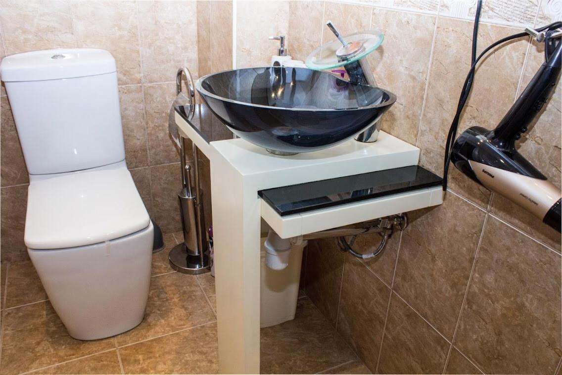 Apartment,742917961:JPEG