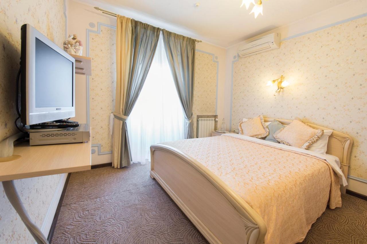 Double Room,744193846:JPEG