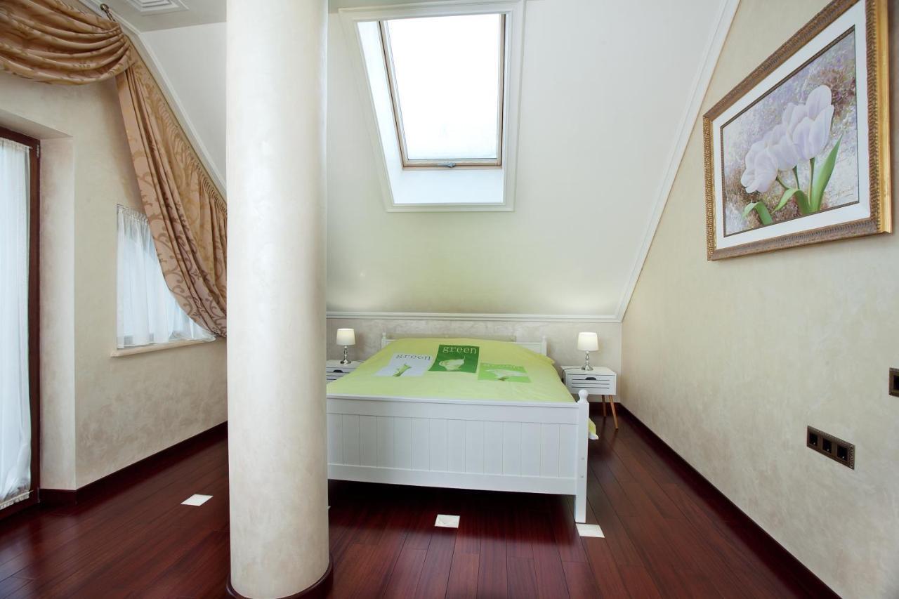 Quadruple Room with Terrace,757979440:JPEG