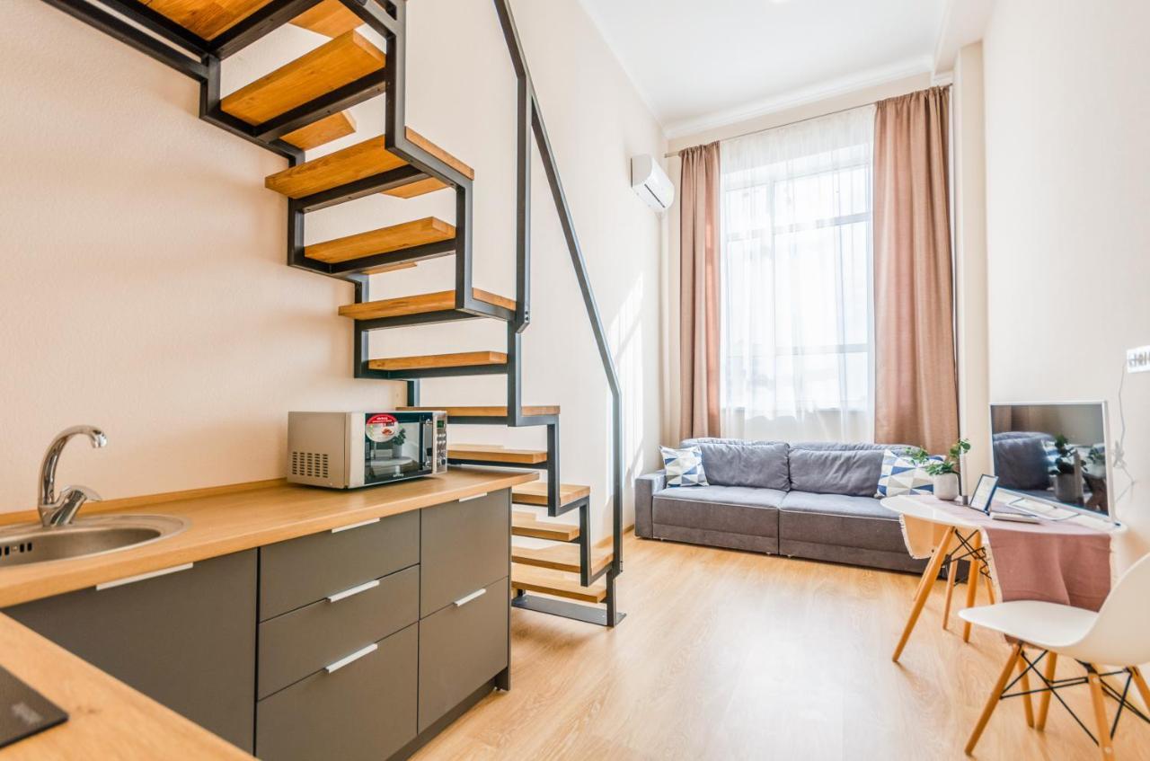 Duplex Studio,758542885:JPEG