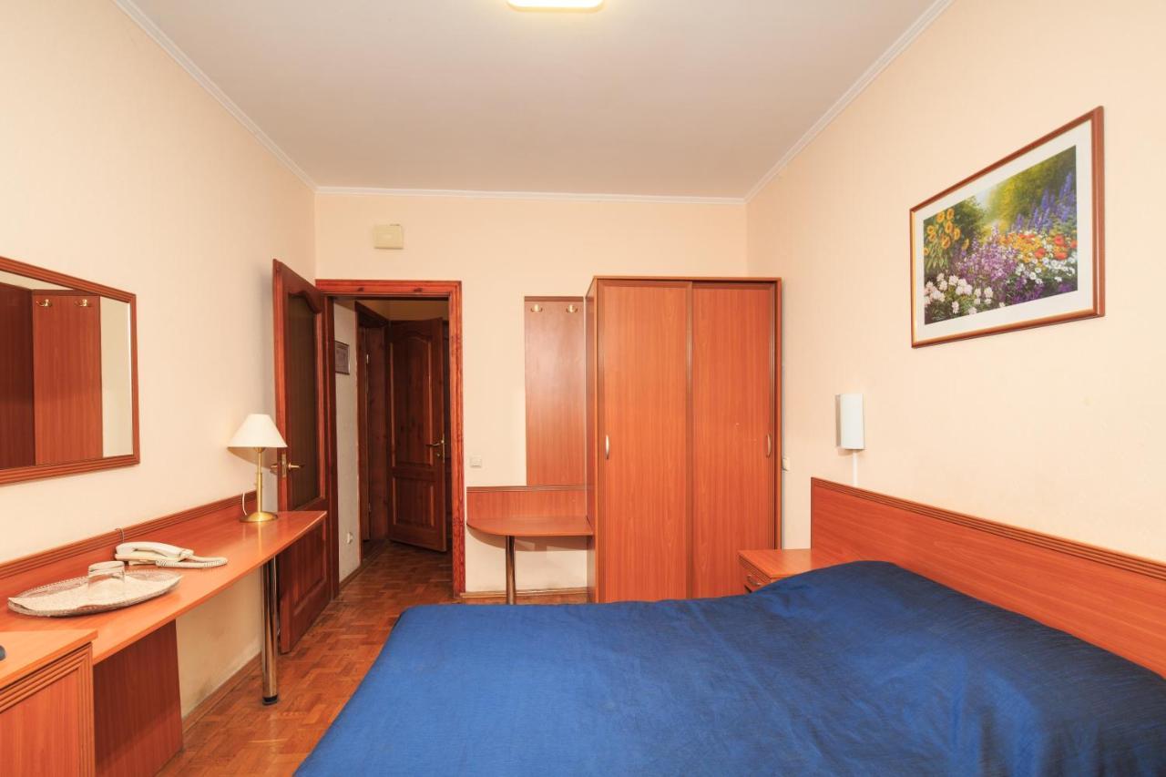 Standard Double or Twin Room,773348542:JPEG