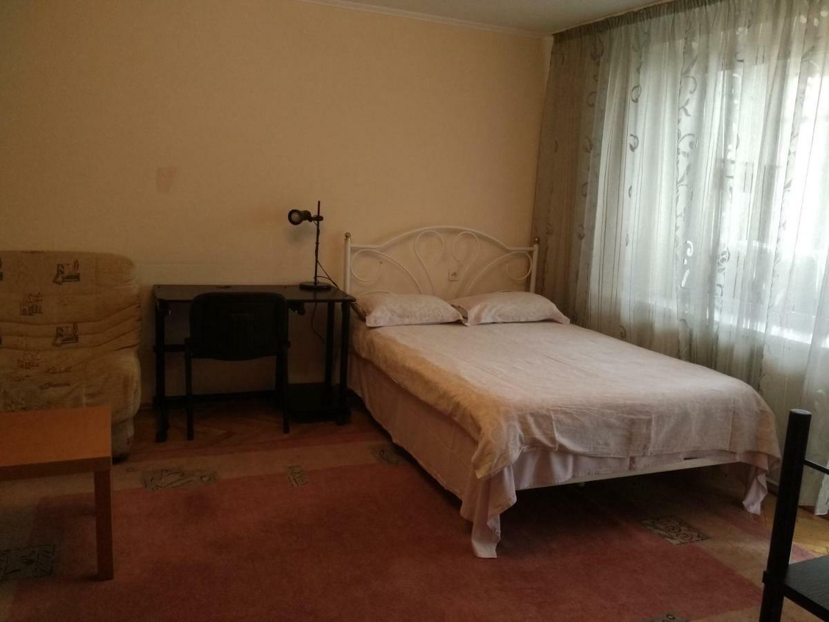One-Bedroom Apartment,784156077:JPEG