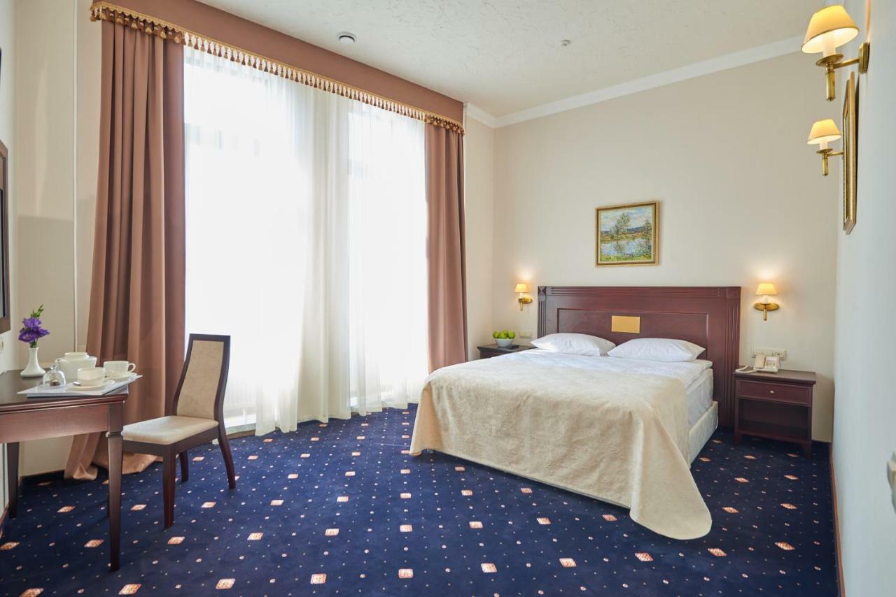 Deluxe Double or Twin Room,712156651:JPEG