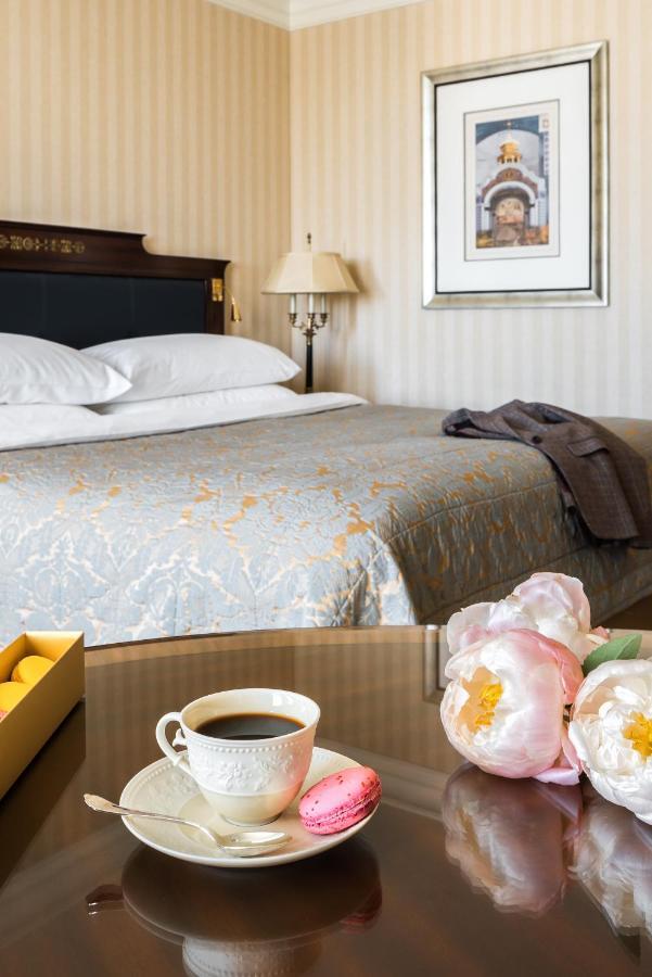 Premium King Room with City View,1381041509:JPEG