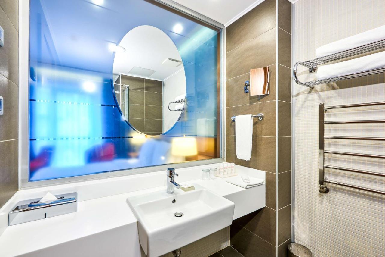 Superior Double or Twin Room,766662127:JPEG