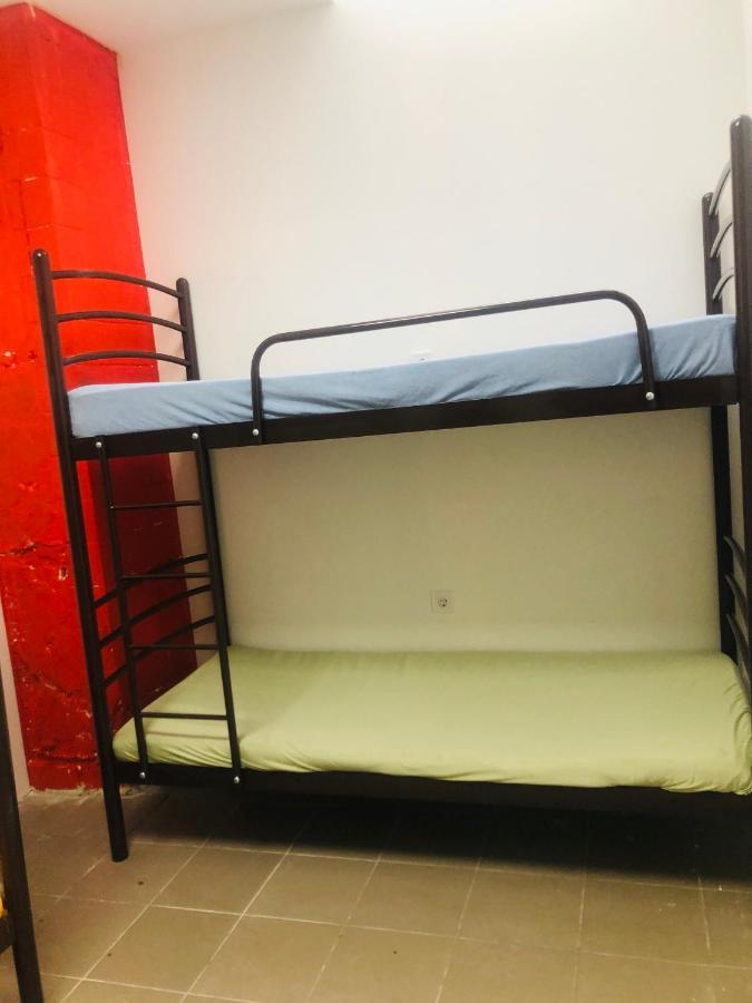 Bed 6-Bed Dormitory Room,980545981:JPEG