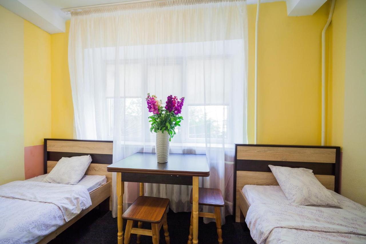 Triple Room with Shared Bathroom,982113799:JPEG