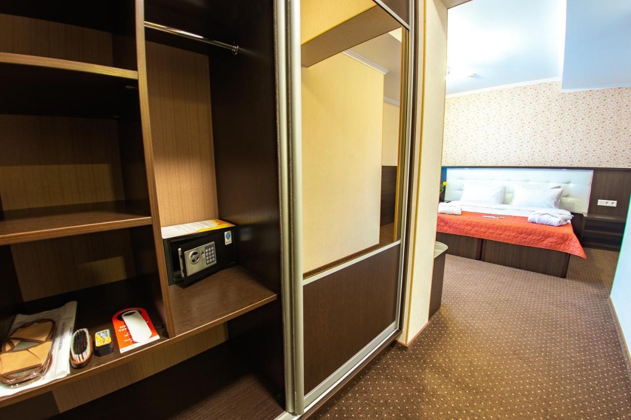 Twin Room,176139621:JPEG